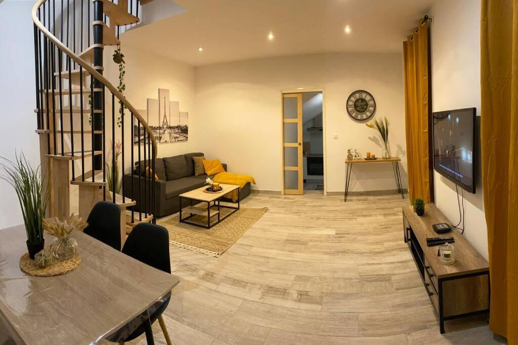 シャロン・シュル・ソーヌLe Duplex De Parisアパートメント エクステリア 写真