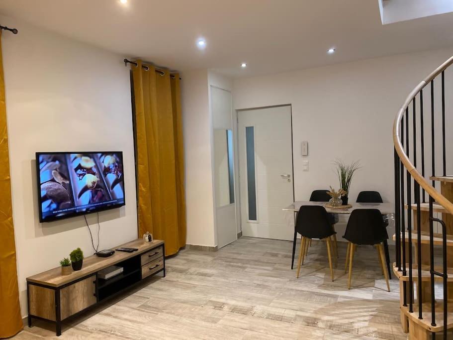 シャロン・シュル・ソーヌLe Duplex De Parisアパートメント エクステリア 写真